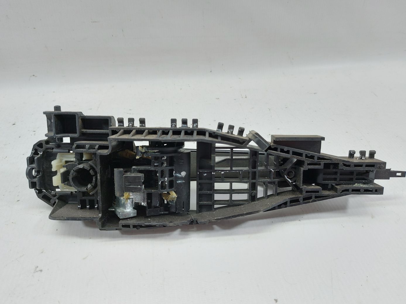 Dart Ручка дверей передньої правої зовнішня (чорна) Dodge Dart 2013-2016 68086818AC Dodge Dart 4