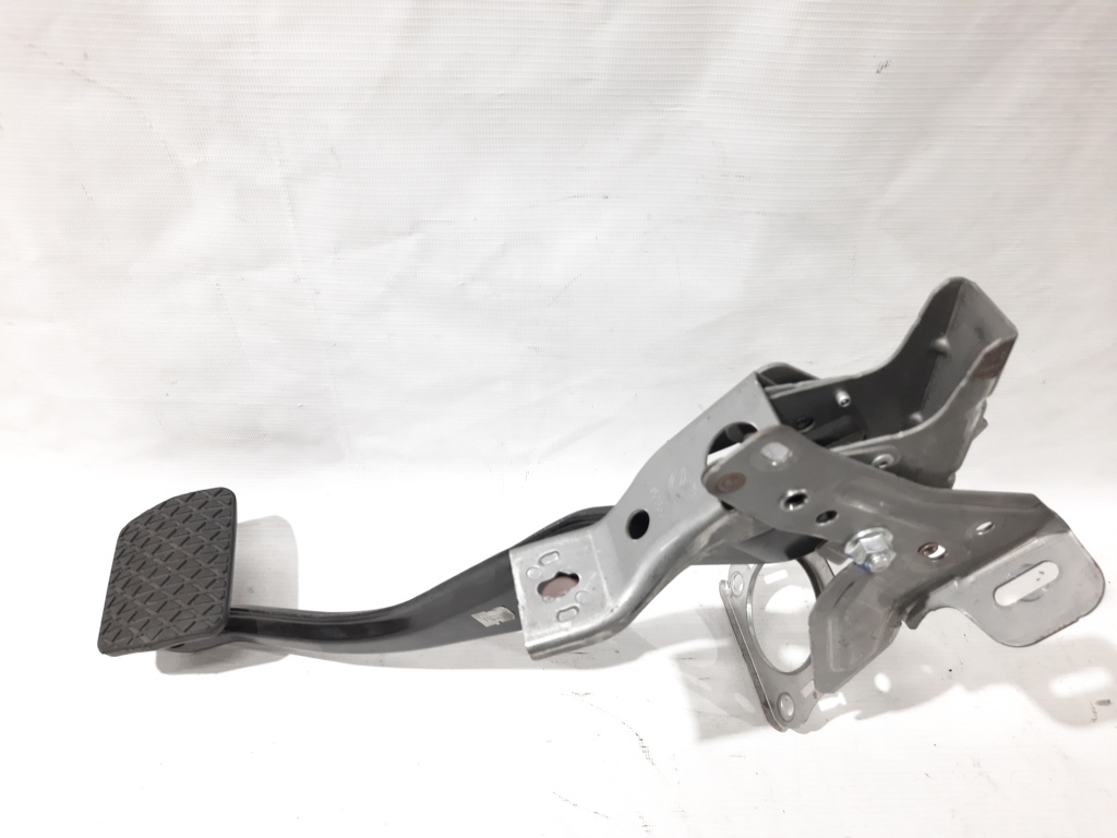 3 Педаль тормоза Mazda 3 2013-2020 K0N1V9095 Mazda 3 10