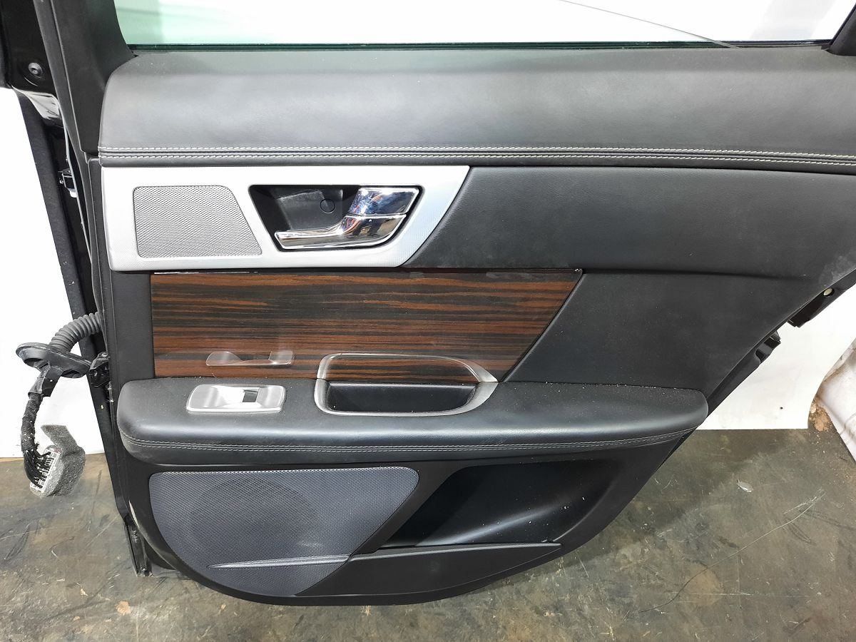 Xf Двері задні права Jaguar XF 2009-2015 C2Z2013 Jaguar XF 8