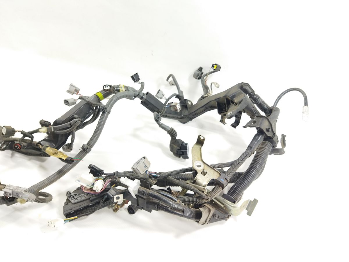 Camry Проводка двигателя (резаная) Toyota Camry 2015-2017 8212106D60 Toyota Camry 4
