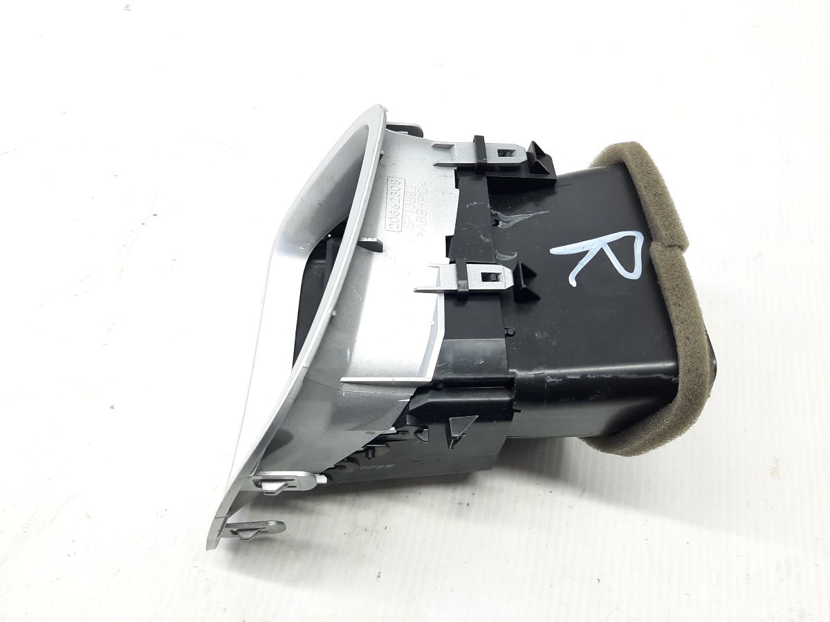 Equinox Решетка воздуховода торпеды правая Chevrolet Equinox 2010-2015 20862308 Chevrolet Equinox 4