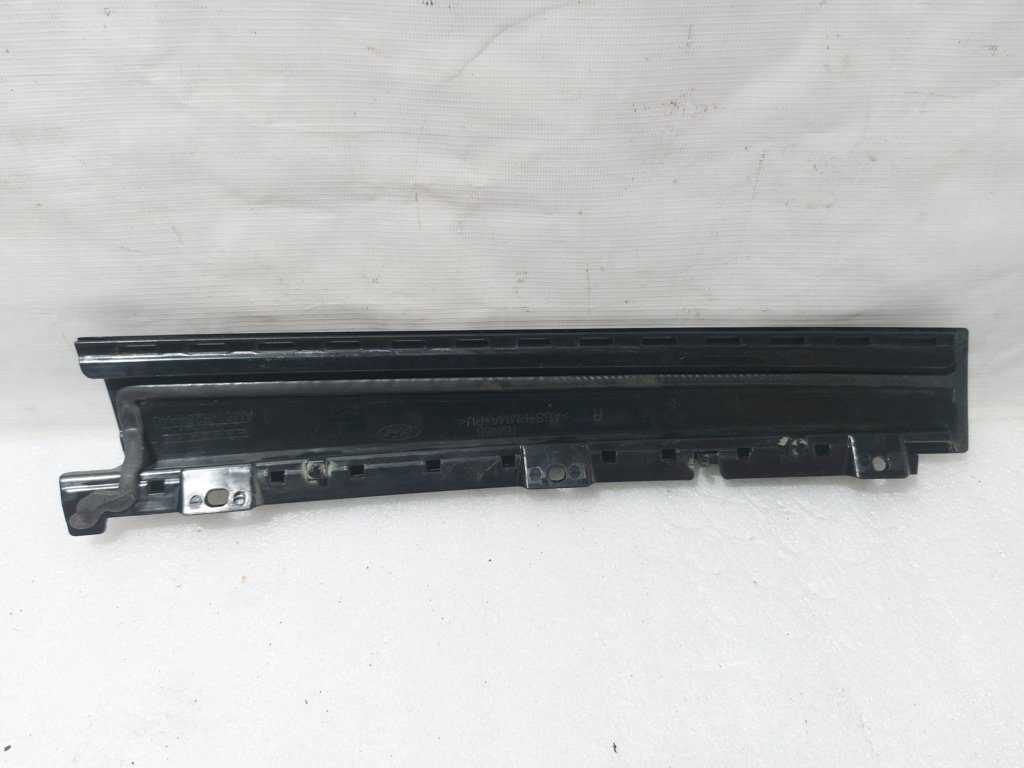 C-max Молдинг двері арки задньої правої зовнішній Ford C-Max 2016-2018 AM5Z58255A34A Ford C-Max 2