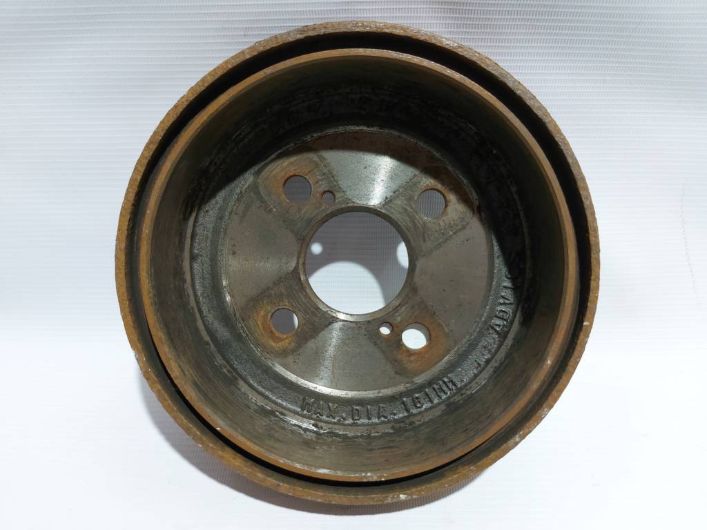 Scion iq. Гальмівний барабан Toyota Scion IQ 2012-2015 4243174010 Toyota Scion IQ