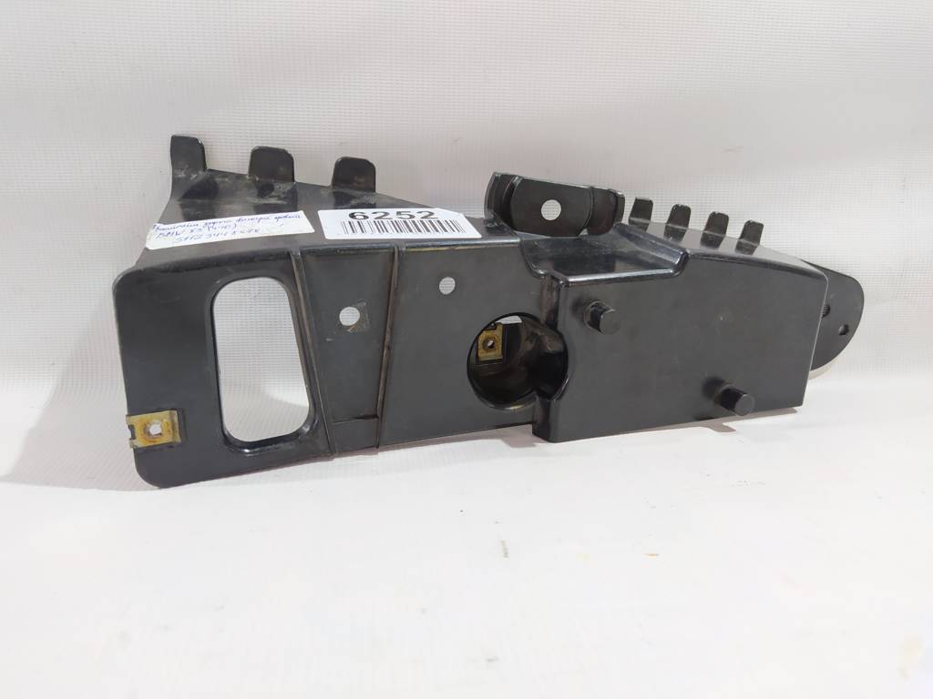 X3. Кронштейн бампера заднего правый BMW X3 2004-2010 51123448678 BMW X3