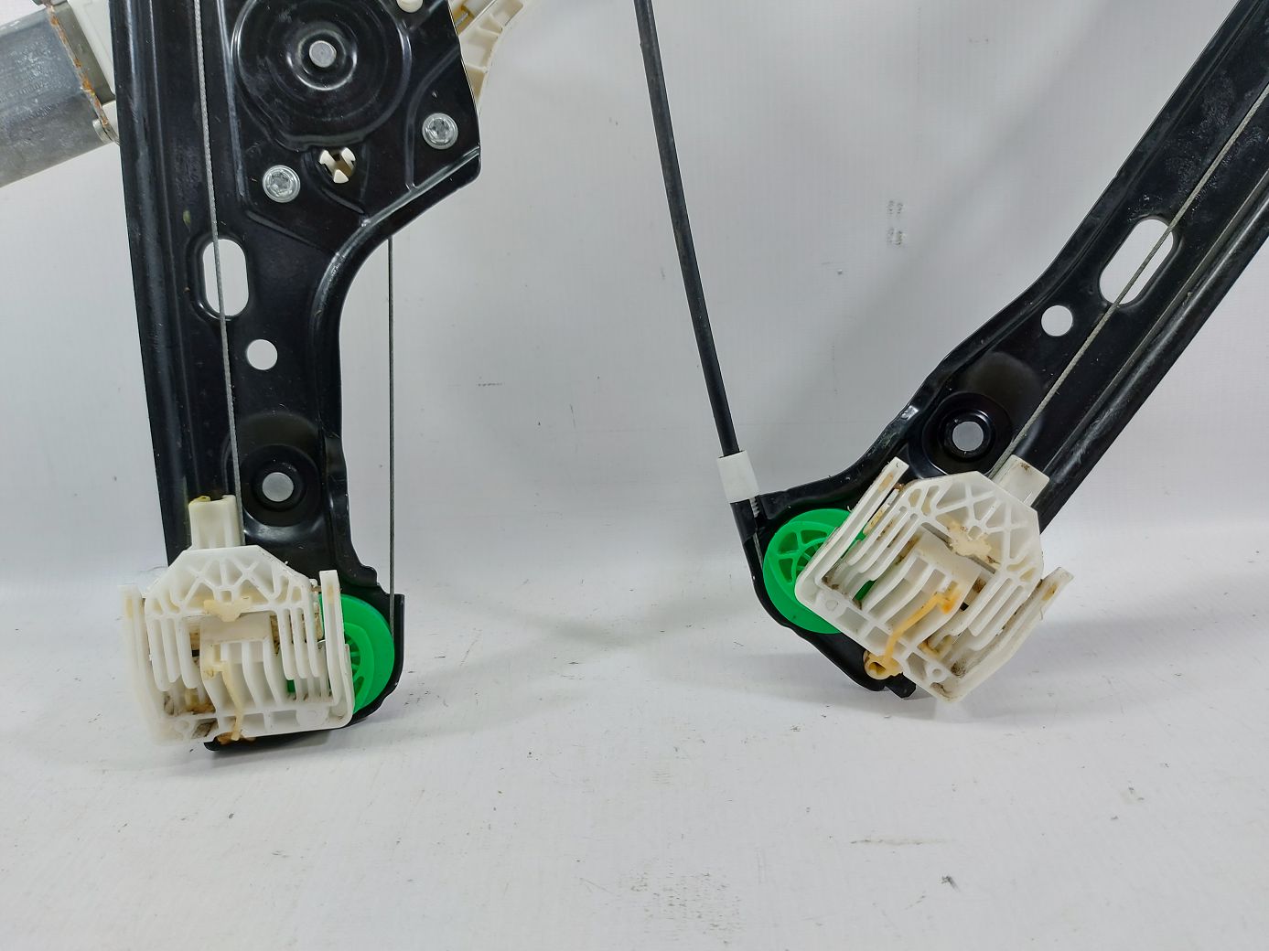 328i xdrive Склопідйомник дверей передньої лівої BMW 328i xDrive 2007-2012 51337140587 BMW 328i xDrive 2