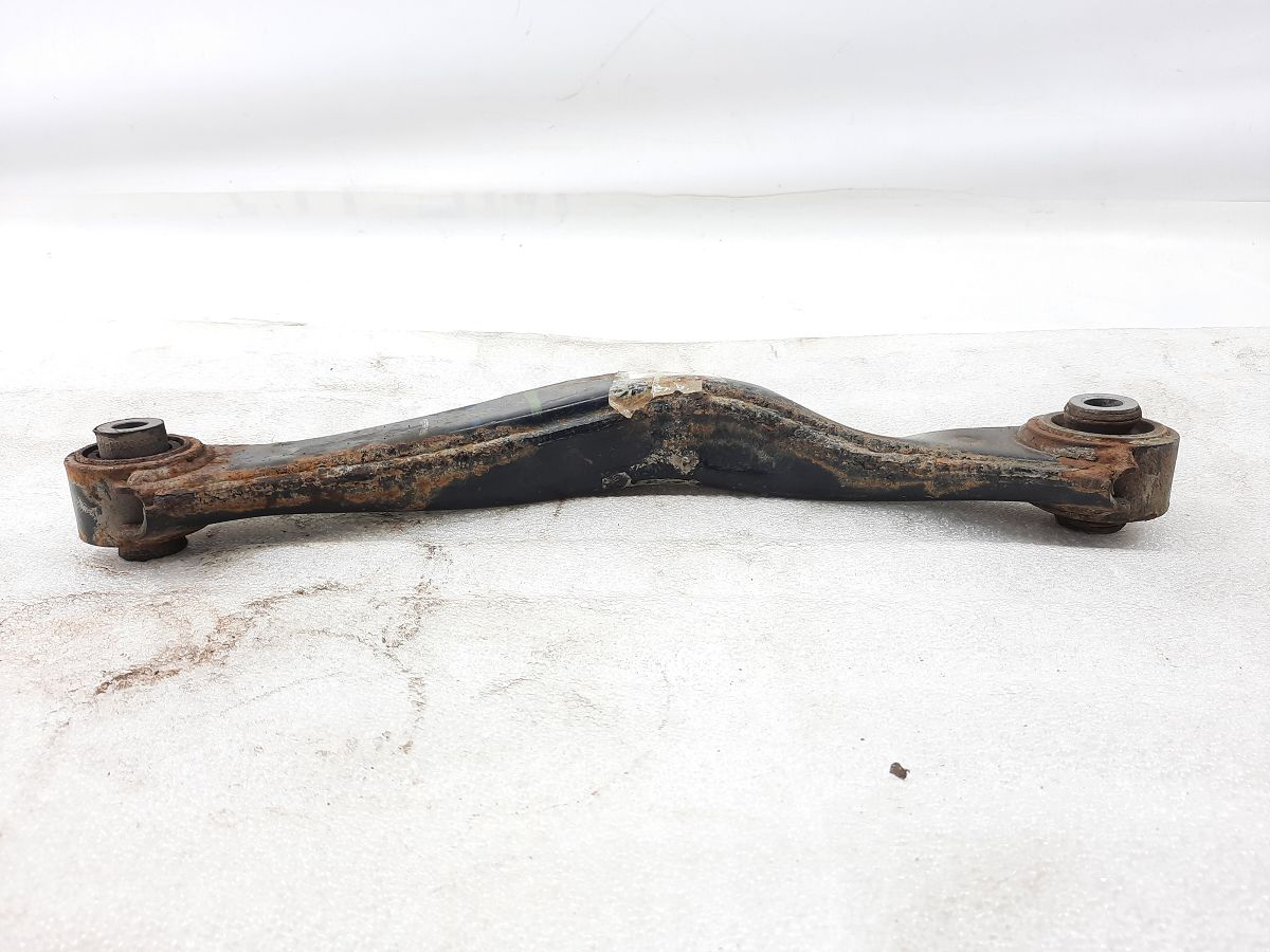 Regal Важіль задній правий верхній Buick Regal 2013-2017 20900532 Buick Regal 3