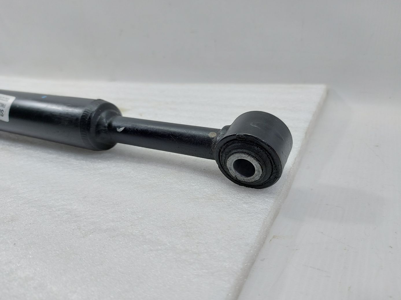 200 limited Амортизатор задній лівий/правий Chrysler 200 Limited 2015-2017 68240965AC Chrysler 200 Limited 2 200 limited Амортизатор задній лівий/правий Chrysler 200 Limited 2015-2017 68240965AC Chrysler 200 Limited 2