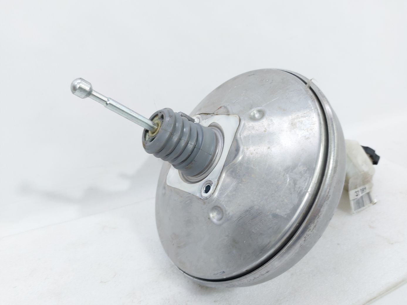 Malibu Головний гальмівний циліндр Chevrolet Malibu 2016-2021 84118574 Chevrolet Malibu 2