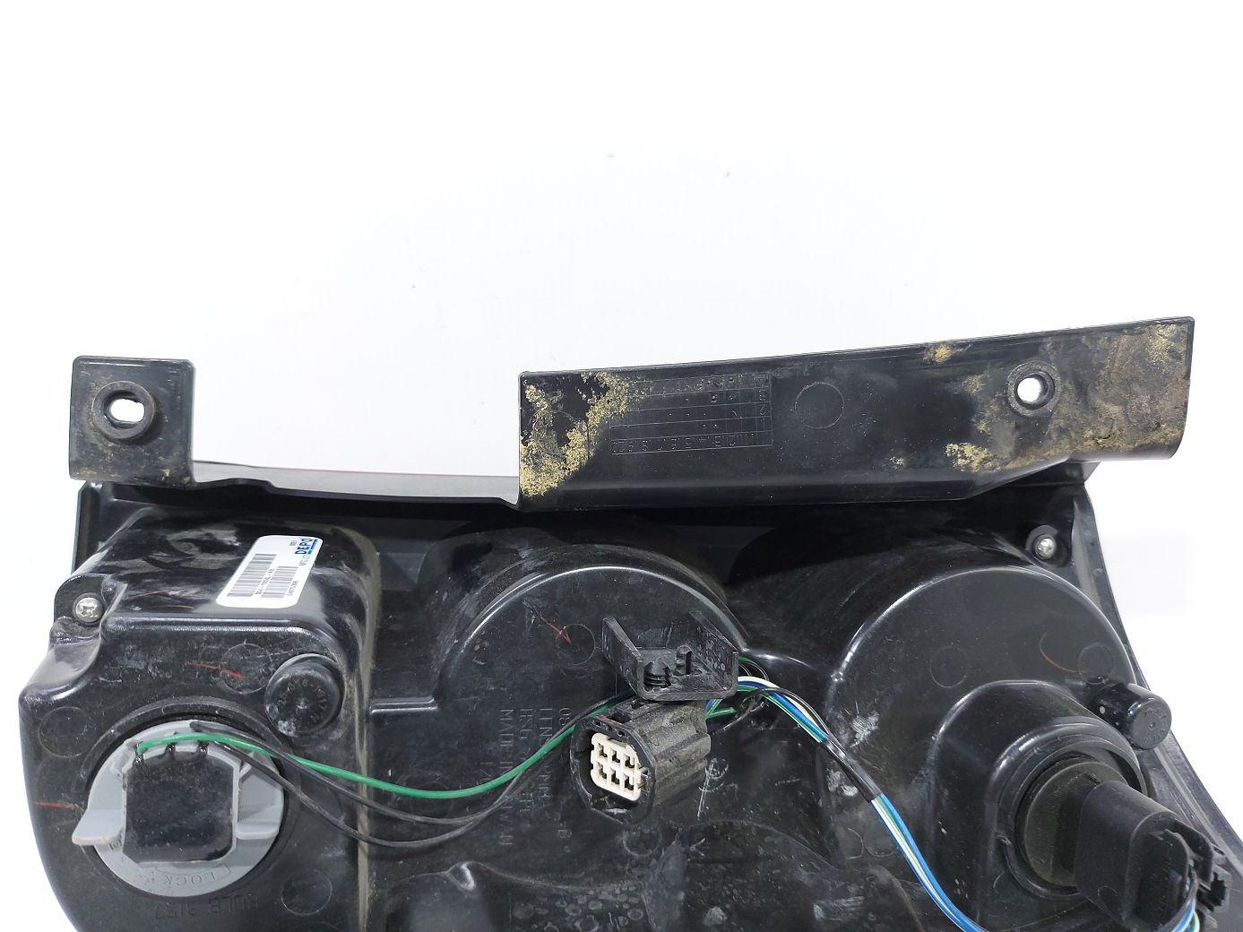 Товари з дефектами Ліхтар задній лівий (тріщина DEPO) Dodge Grand Caravan 2011-2020 5182533AF Dodge Grand Caravan 10