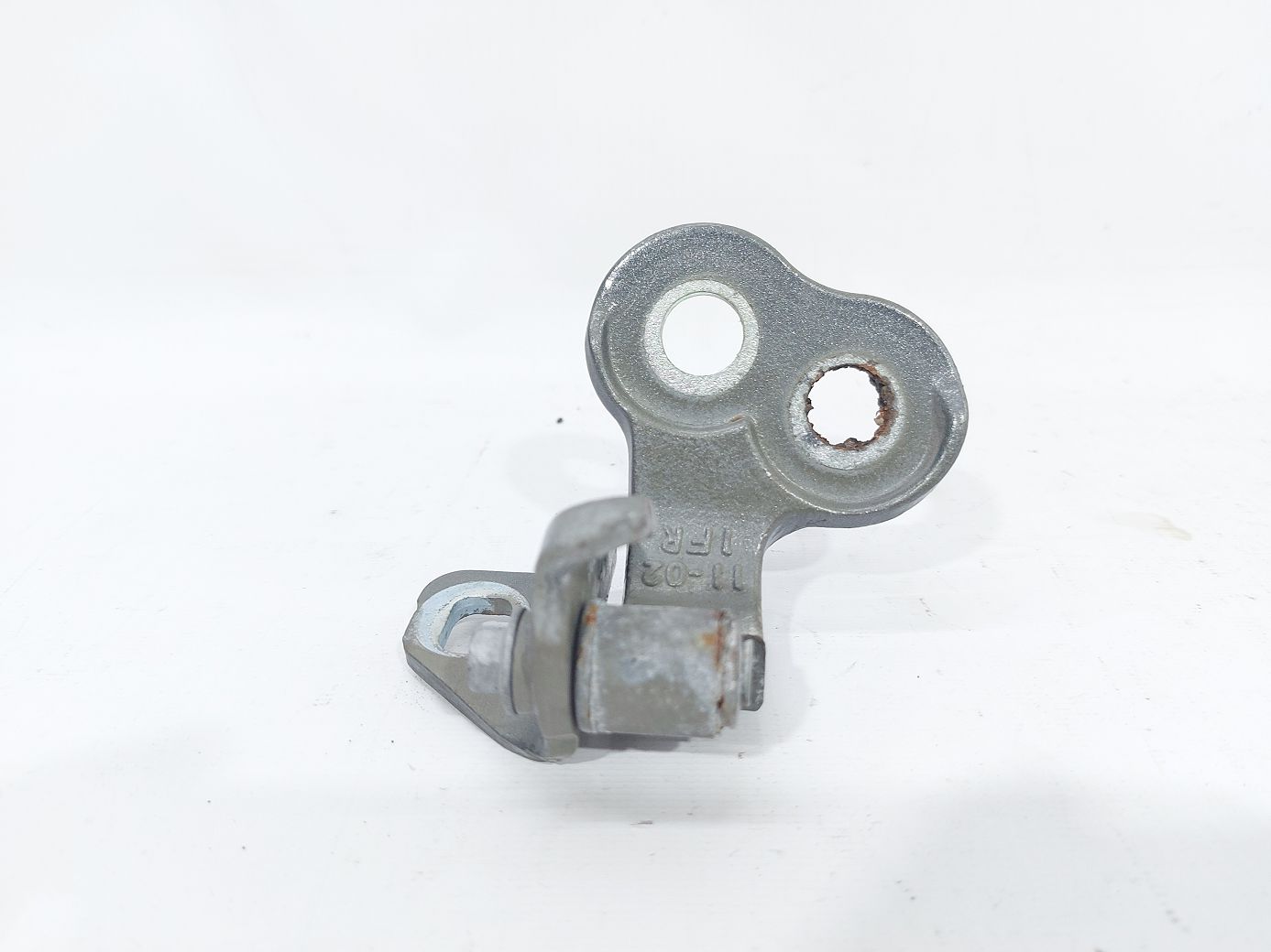 Focus Петля двері передньої правої нижня Ford Focus 2012-2018 CP9Z5422810A Ford Focus 2