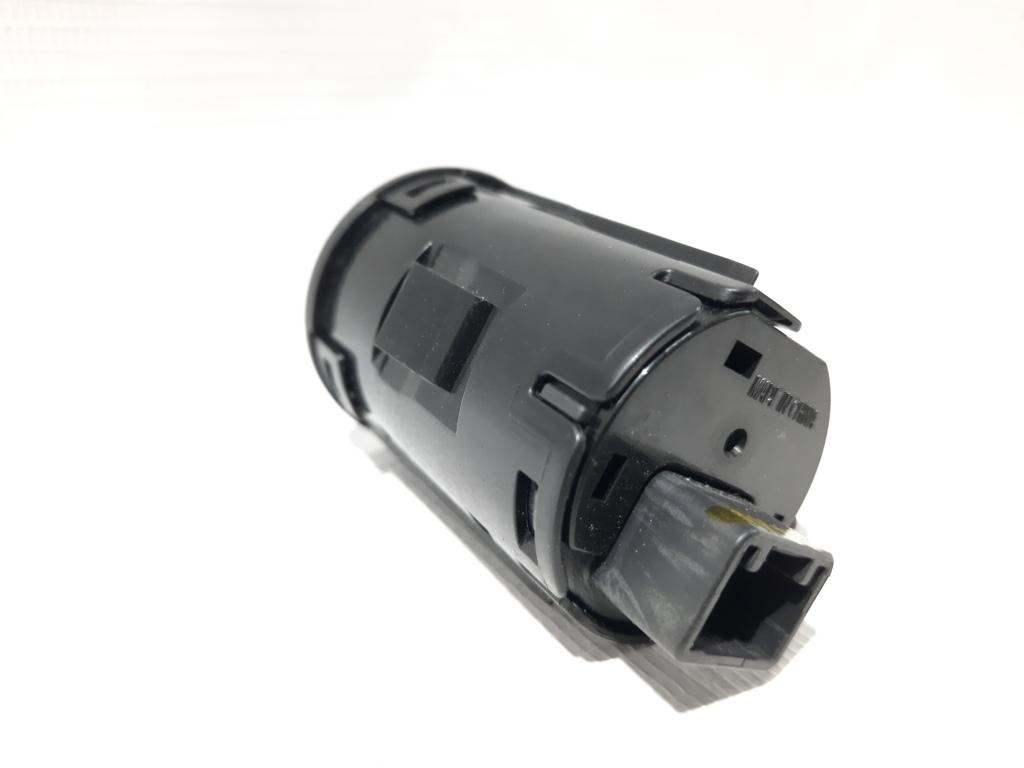 3 Кнопка старт-стоп Mazda 3 2014-2019 BJS7663S0 Mazda 3 8