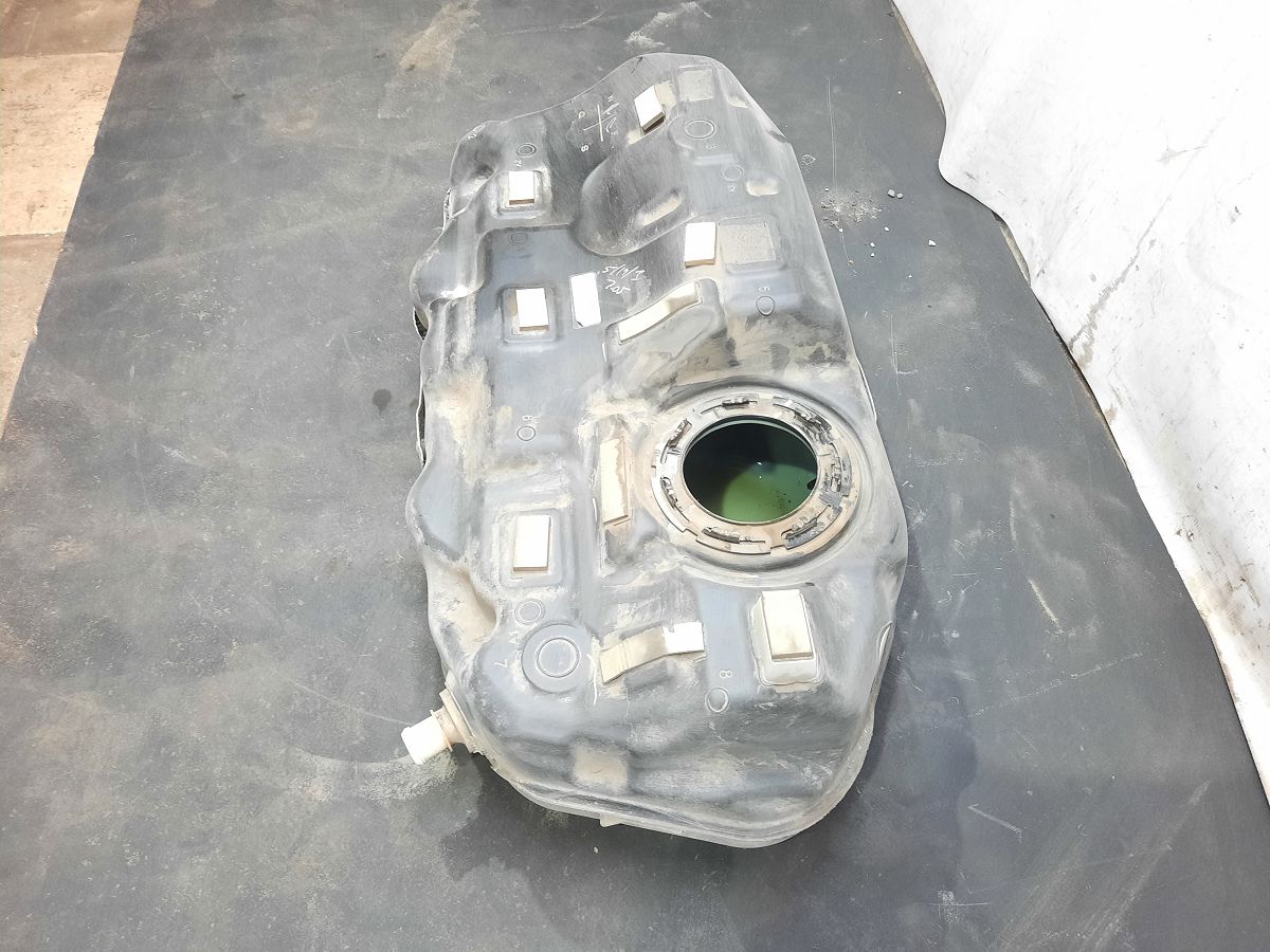 Dart Топливный бак Dodge Dart 2013-2019 68166587AD Dodge Dart 9