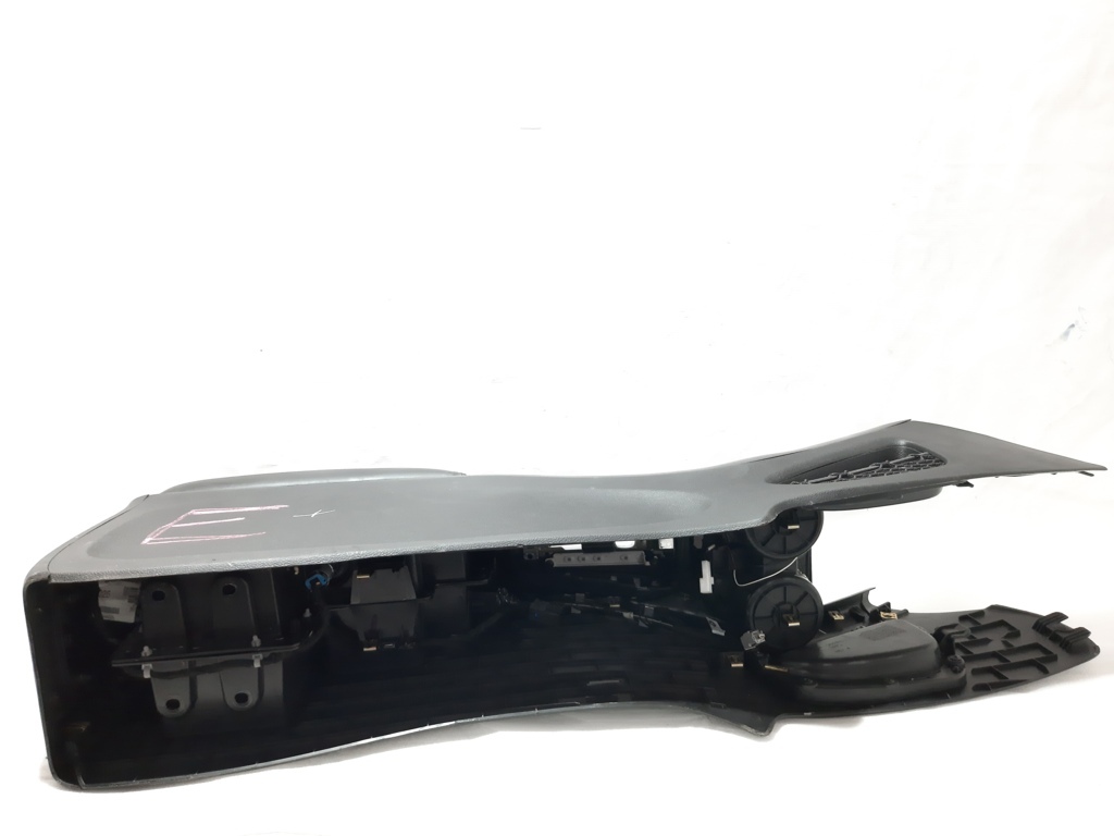 Journey Консоль центральна (без підлокітника) Dodge Journey 2012-2018 1VG31DX9AA Dodge Journey 10