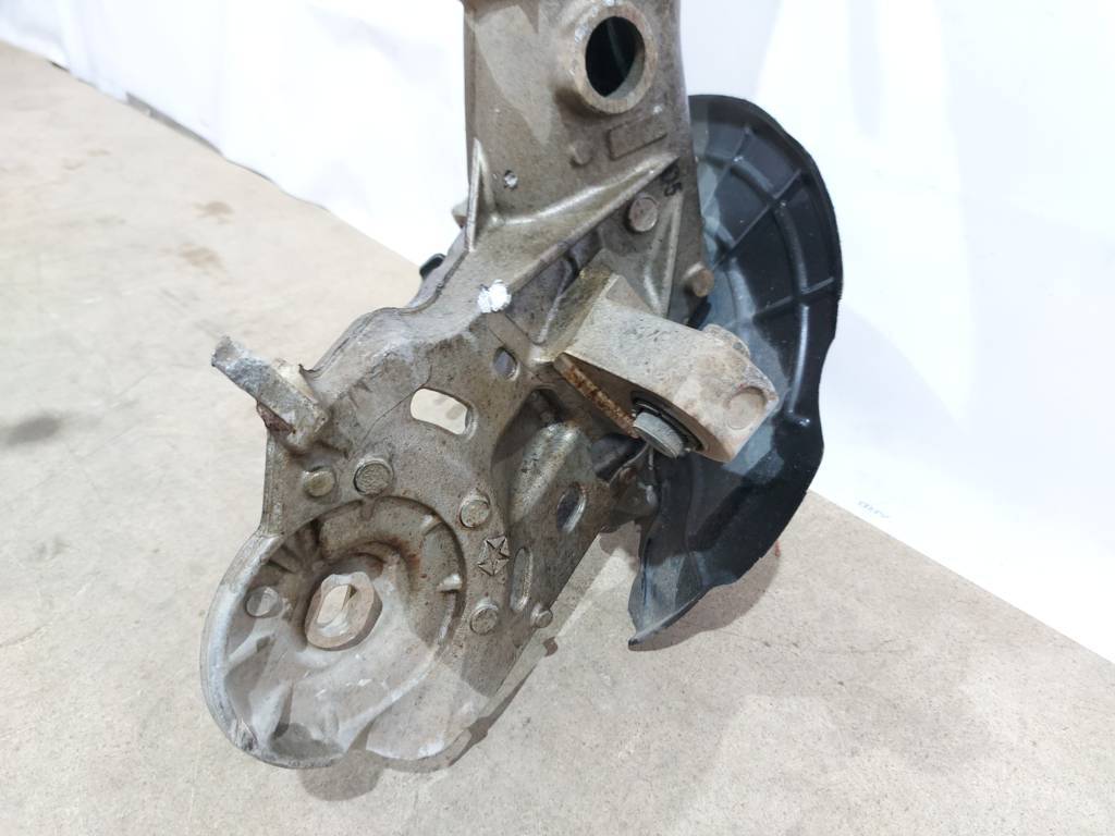 Dart Поворотний кулак задній лівий Dodge Dart 2013-2019 68204867AC Dodge Dart 33