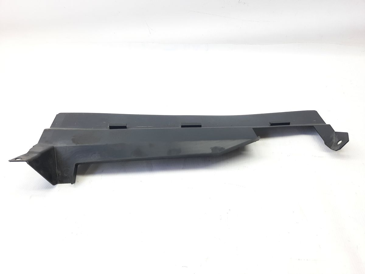 Ats Накладка під лобове скло (зовнішнє) Cadillac ATS 2013-2019 22893531 Cadillac ATS 8