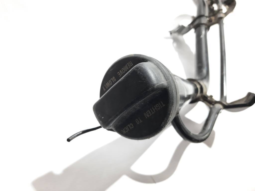 Insight Заливна горловина Honda Insight 2011-2014 17649-TM8-L10 Honda Insight 5