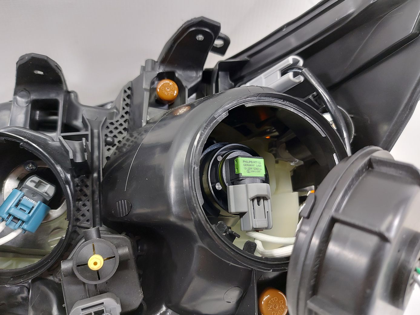 Фары головного света Фара передняя правая Mitsubishi ASX 2013-2018 8301B588 Mitsubishi ASX 6