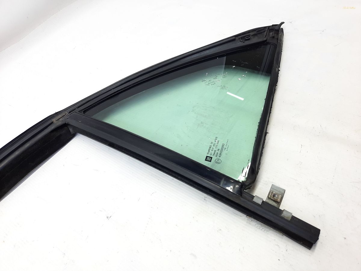 Malibu Напрямна гумка скла дверей задньої лівої Chevrolet Malibu 2013-2016 23478314 Chevrolet Malibu 4 Malibu Напрямна гумка скла дверей задньої лівої Chevrolet Malibu 2013-2016 23478314 Chevrolet Malibu 4