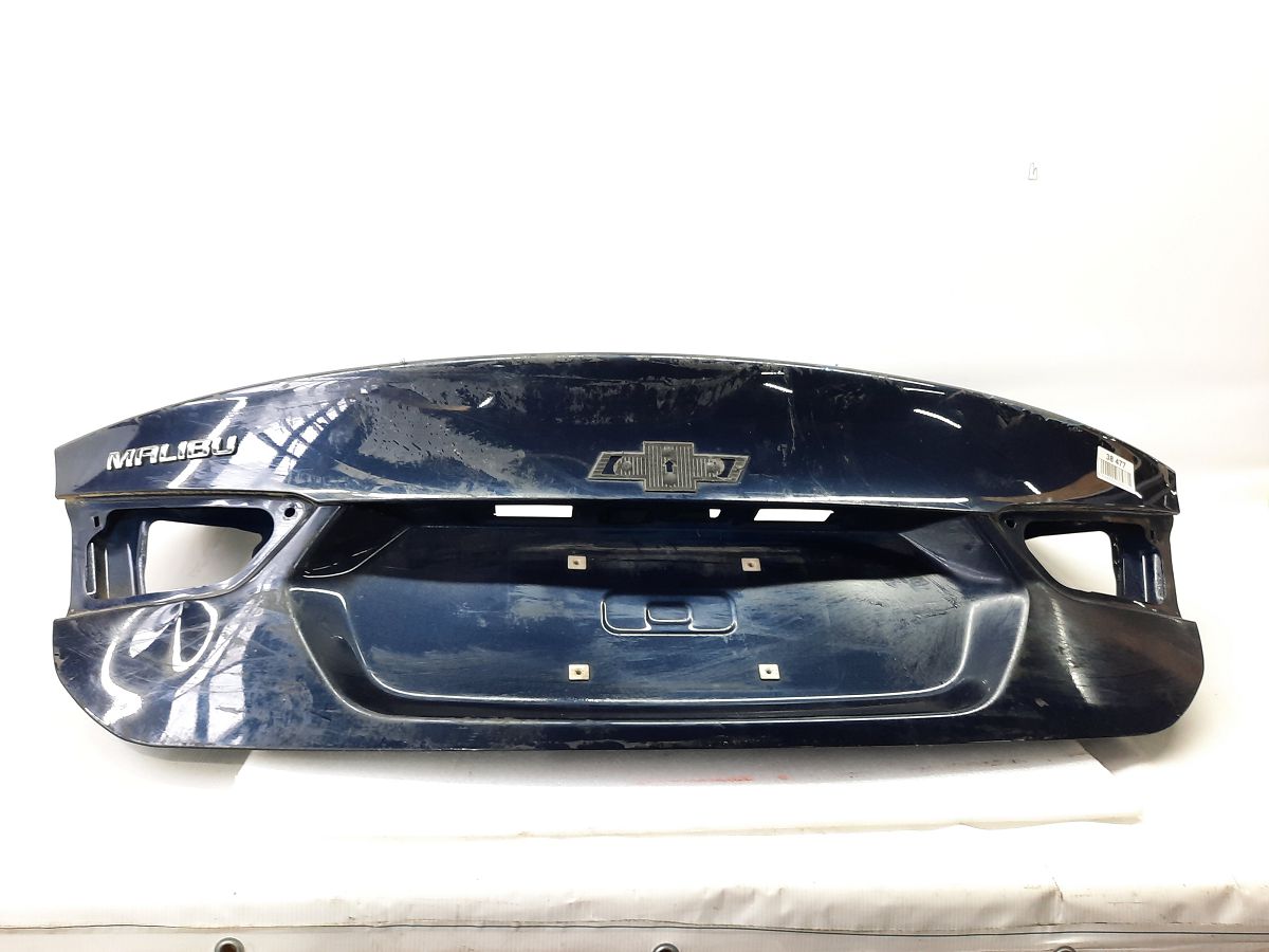 Malibu. Кришка багажника Chevrolet Malibu 2016-2021 84075221 Chevrolet Malibu