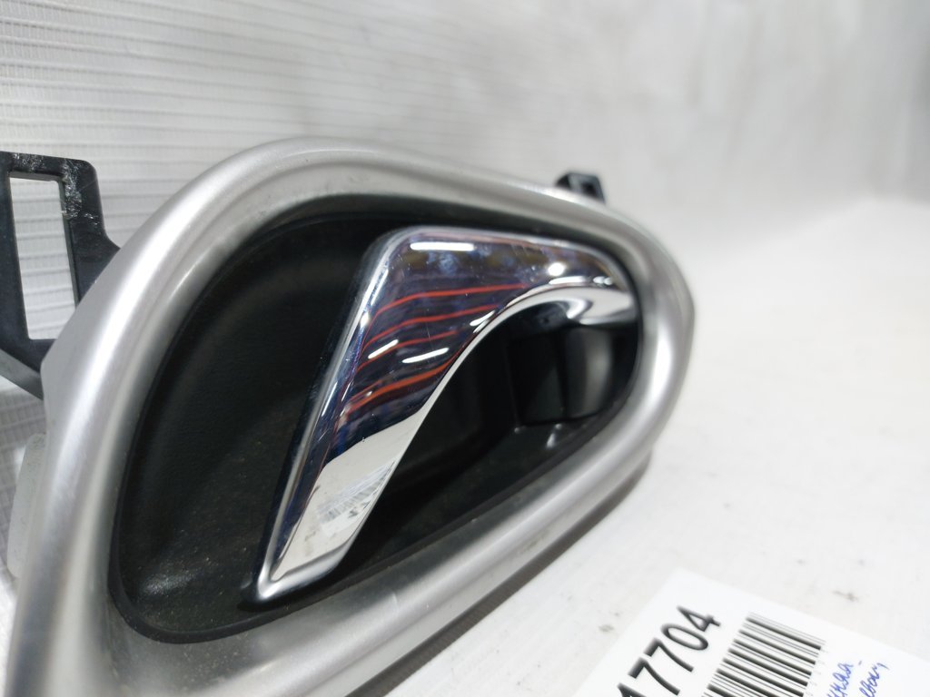 Sentra Ручка внутрішні двері передньої/задньої лівої (хром) Nissan Sentra 2013-2017 806713SG0B Nissan Sentra 9