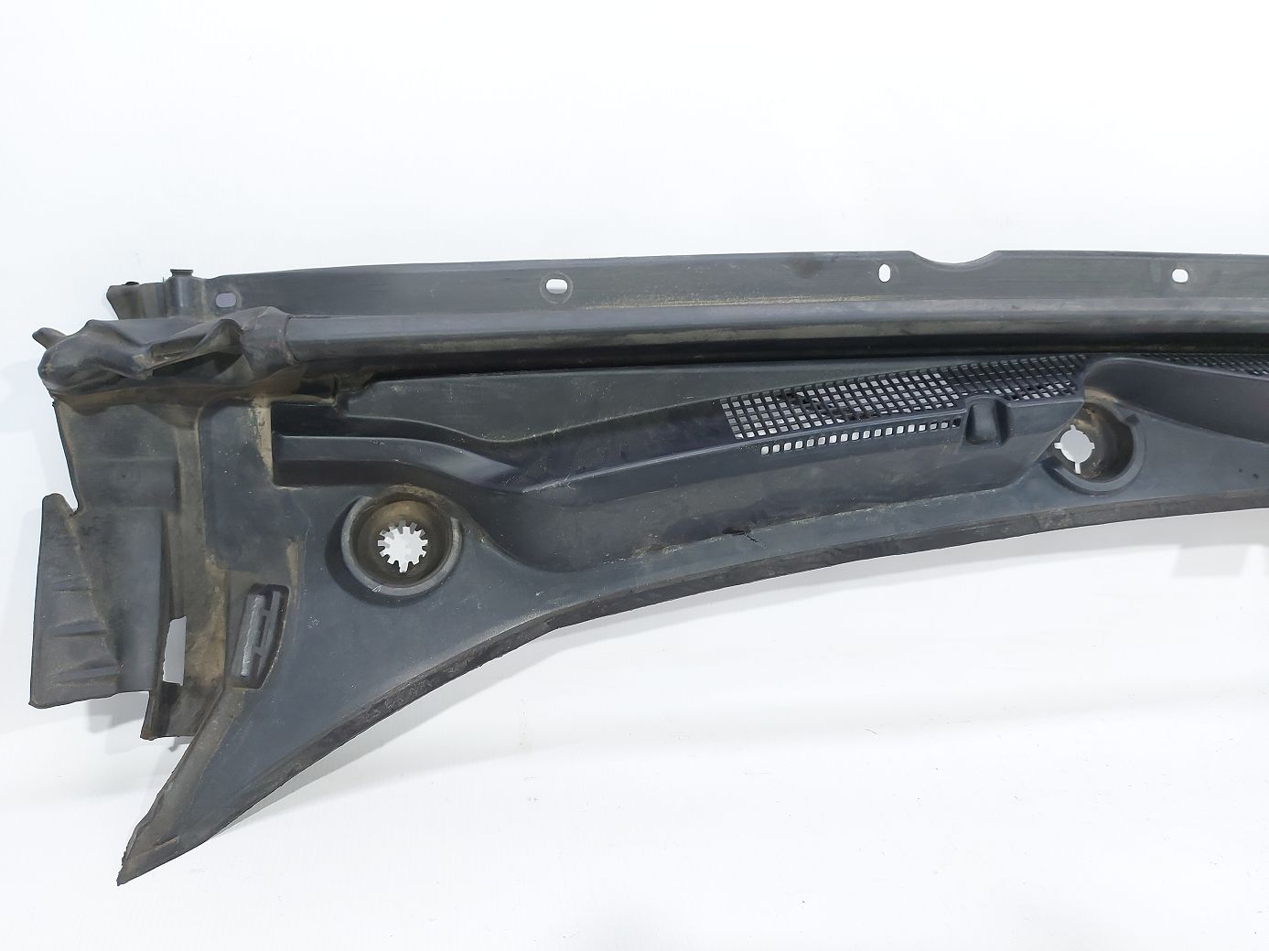 Malibu Повітропровід під лобове скло Chevrolet Malibu 2016-2021 84112874 Chevrolet Malibu 2