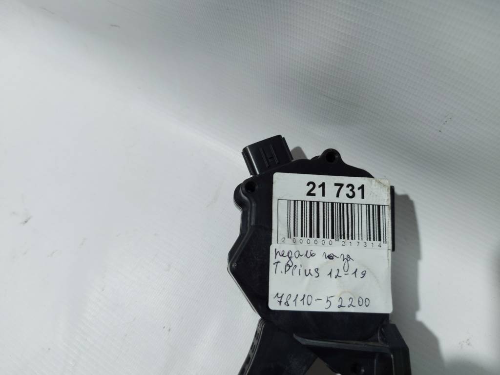 Prius c Педаль газу Toyota Prius C 2012-2019 7811052200 Toyota Prius C 7