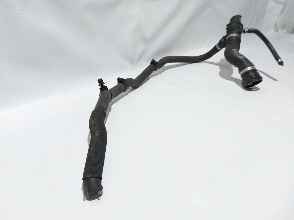 328i xdrive Патрубок радиатора охлаждения верхний BMW 328i xDrive 2007-2013 17127564478 BMW 328i xDrive 4