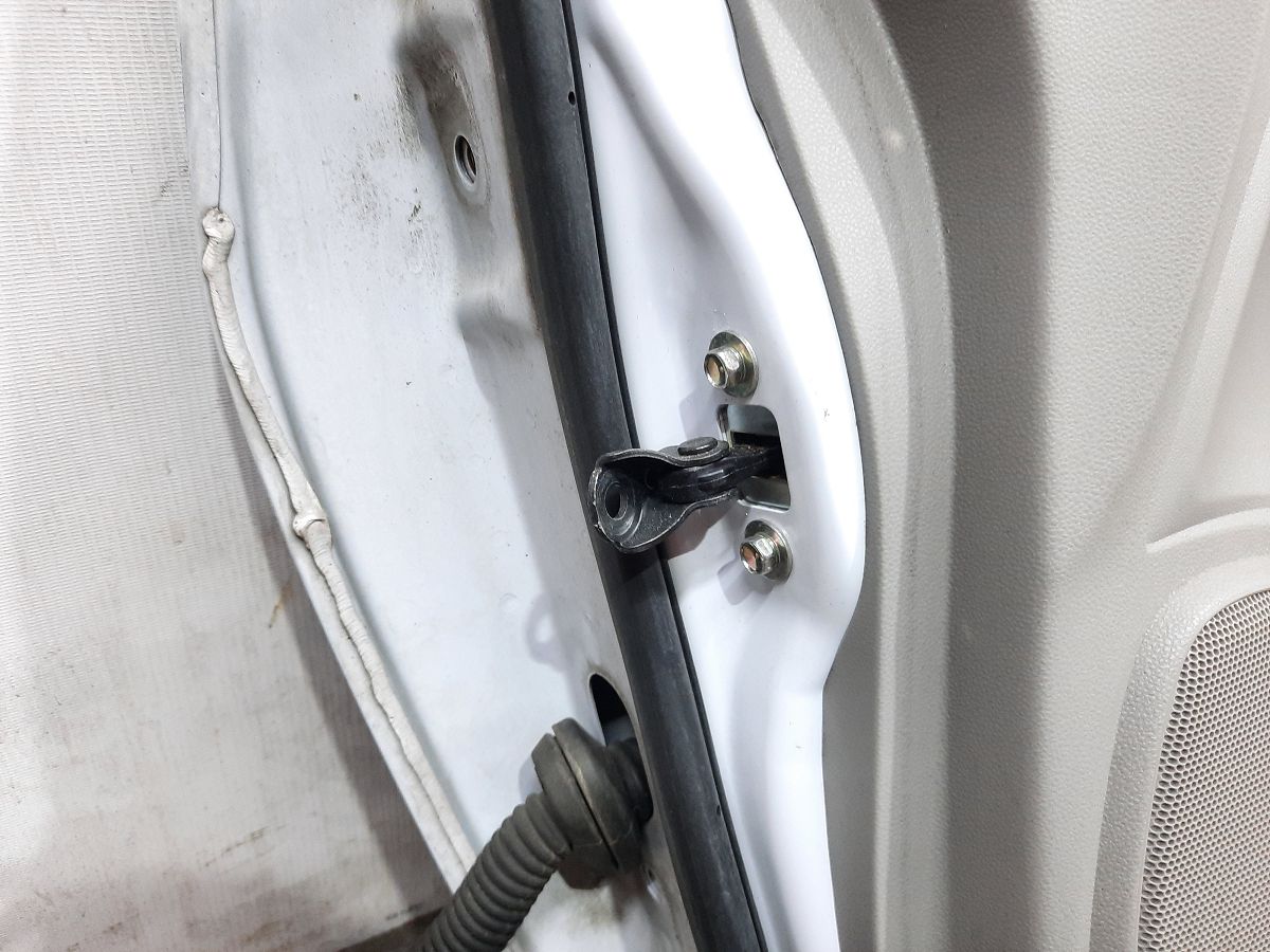 Insight Дверь передняя правая в сборе Honda Insight 2010-2014 67010TM8A90ZZ Honda Insight 12
