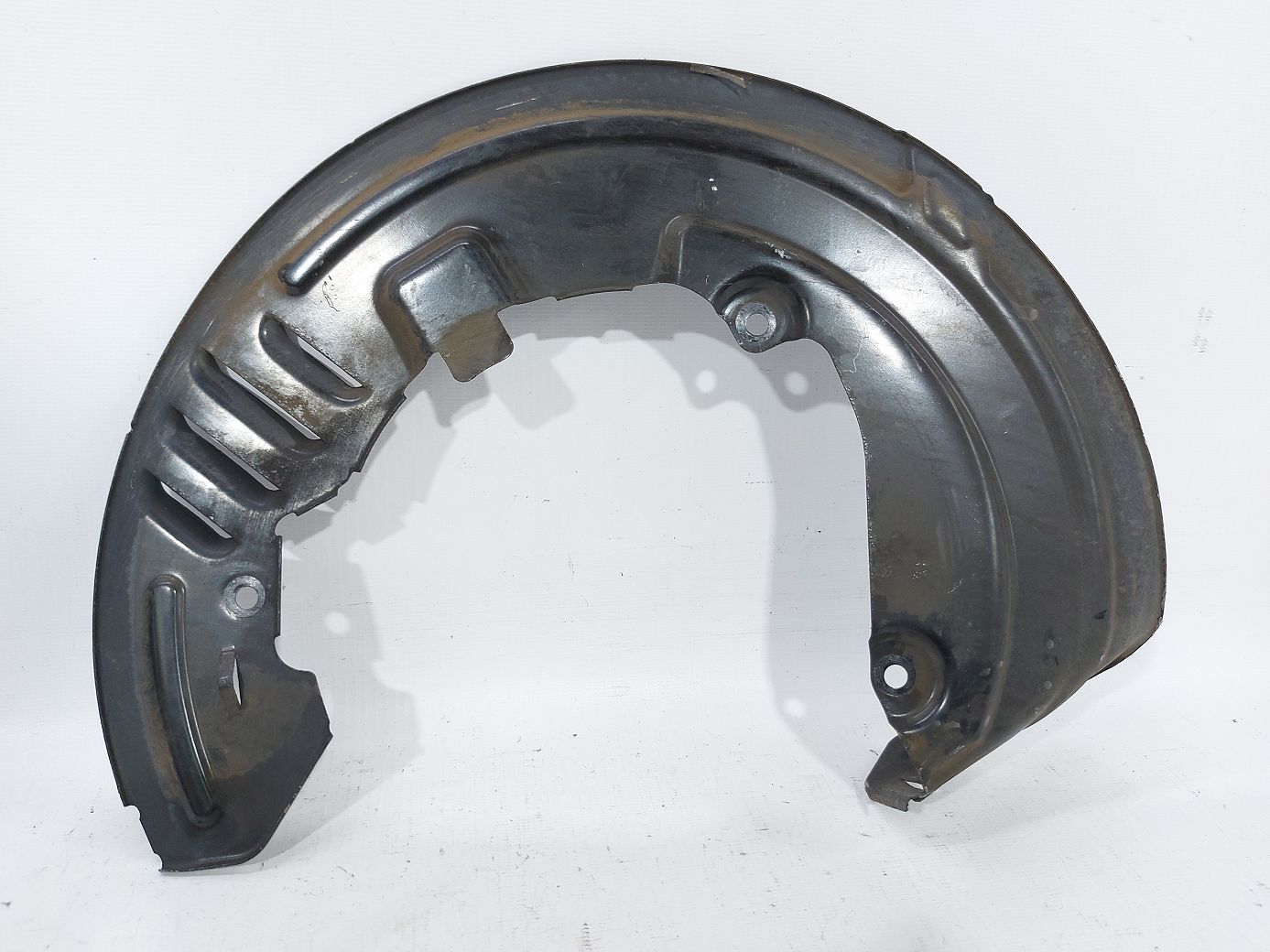 Ats Пыльник тормозного диска переднего левого Cadillac ATS 2013-2018 20859491 Cadillac ATS 5 Ats Пыльник тормозного диска переднего левого Cadillac ATS 2013-2018 20859491 Cadillac ATS 5