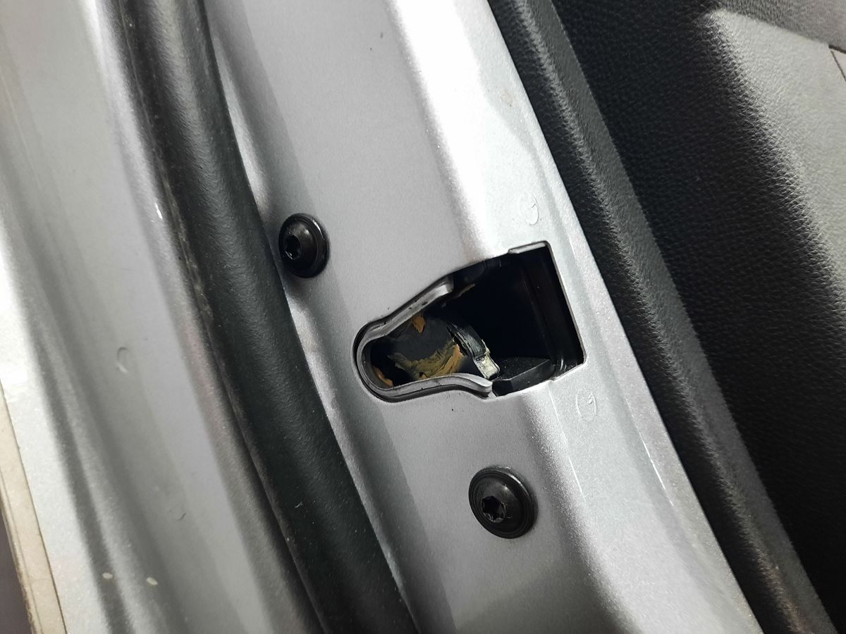 Equinox Двері передні ліві (сірі) голі Chevrolet Equinox 2010-2017 23376625 Chevrolet Equinox 9