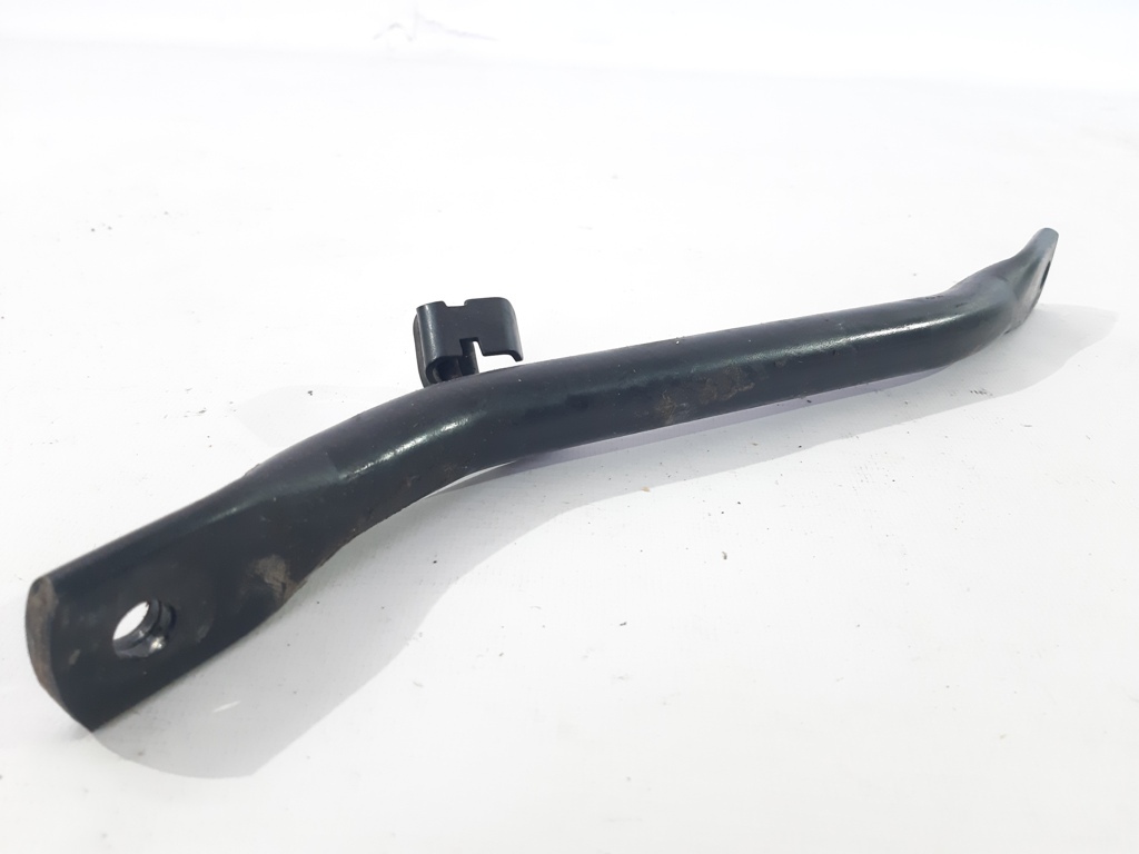 R 1200 r Шток правый BMW R1200 R 2011-2014 46517706042 BMW R1200 R 2