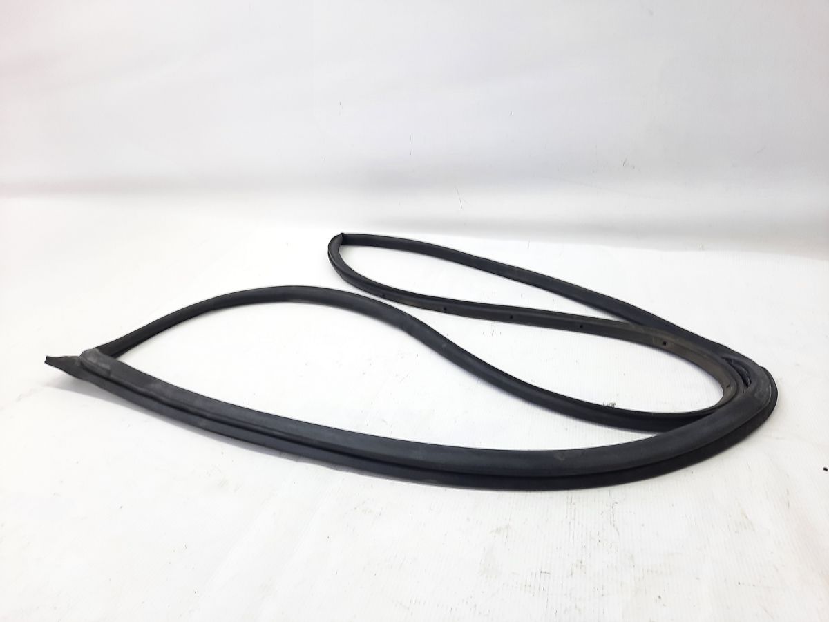 Journey Уплотнительная резинка двери задней левой Dodge Journey 2009-2020 5076869AC Dodge Journey 2