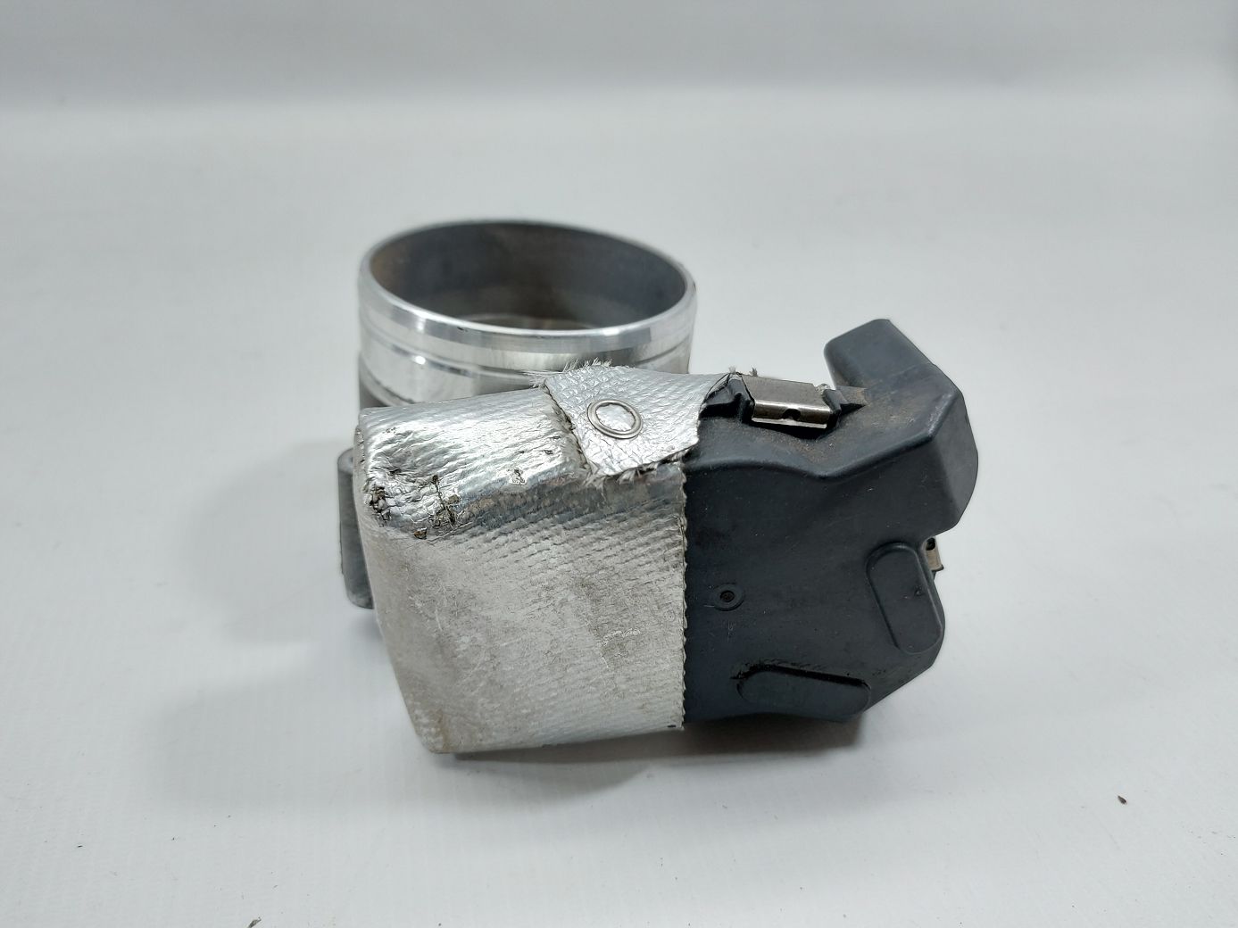 Wrangler Дросельна заслінка Volkswagen Passat 2012-2018 03H133062C Volkswagen Passat 4 Wrangler Дросельна заслінка Volkswagen Passat 2012-2018 03H133062C Volkswagen Passat 4