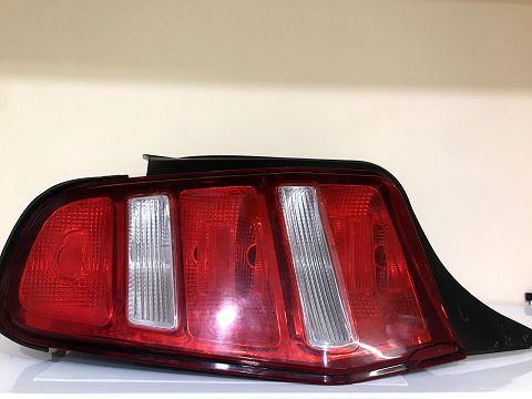 Товари з дефектами Ліхтар задній лівий (скіл) Ford Mustang 2010-2012 AR3Z13405B Ford Mustang 7