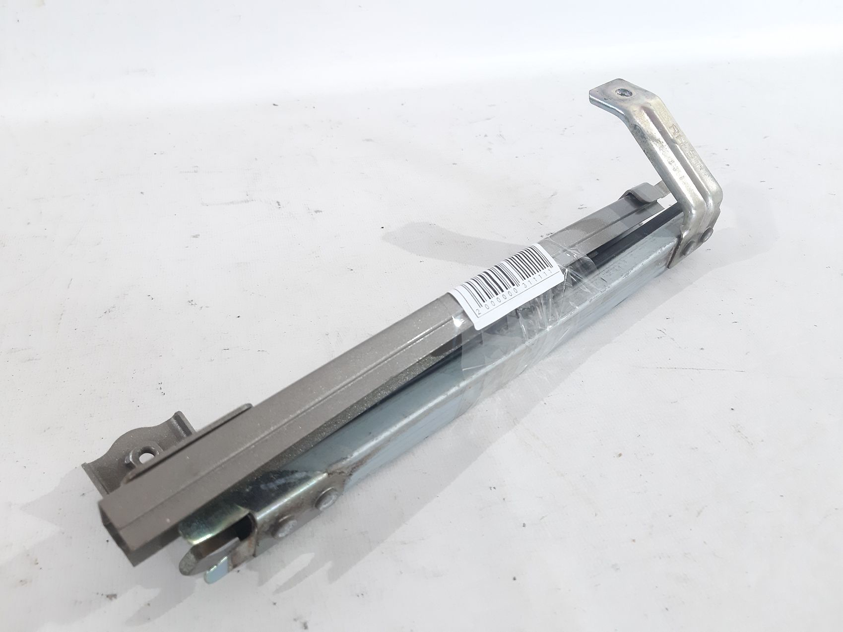 Altima Напрямна скло дверей передньої лівої Nissan Altima 2013-2018 802153TA0A Nissan Altima 2