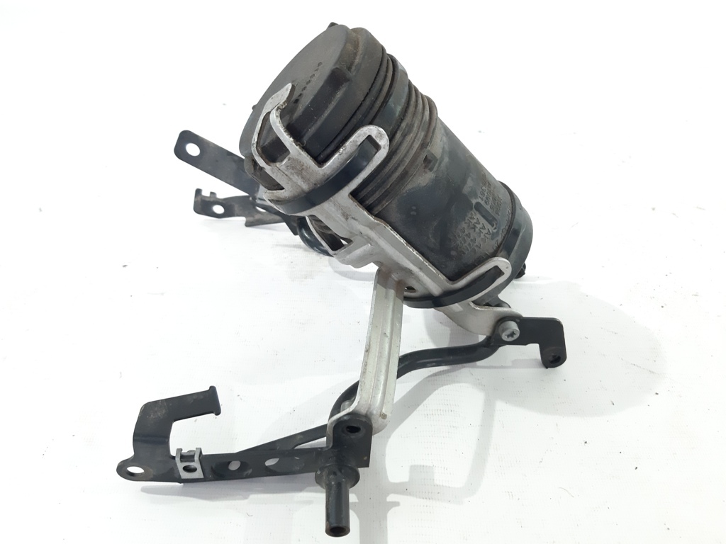 R 1200 r Фільтр пари бензину BMW R1200 R 2011-2014 16131464924 BMW R1200 R 3