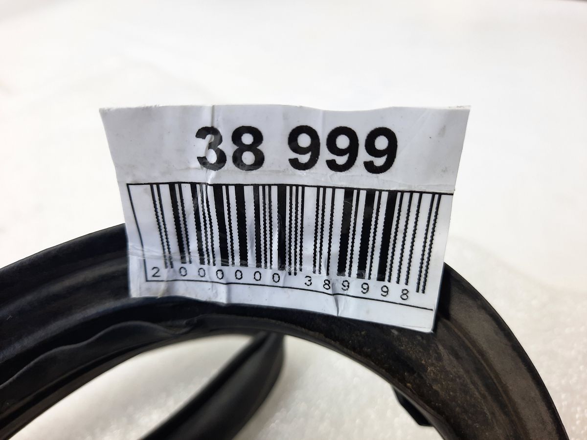 Journey Уплотнительная резинка двери задней правой Dodge Journey 2009-2020 5076868AC Dodge Journey 3