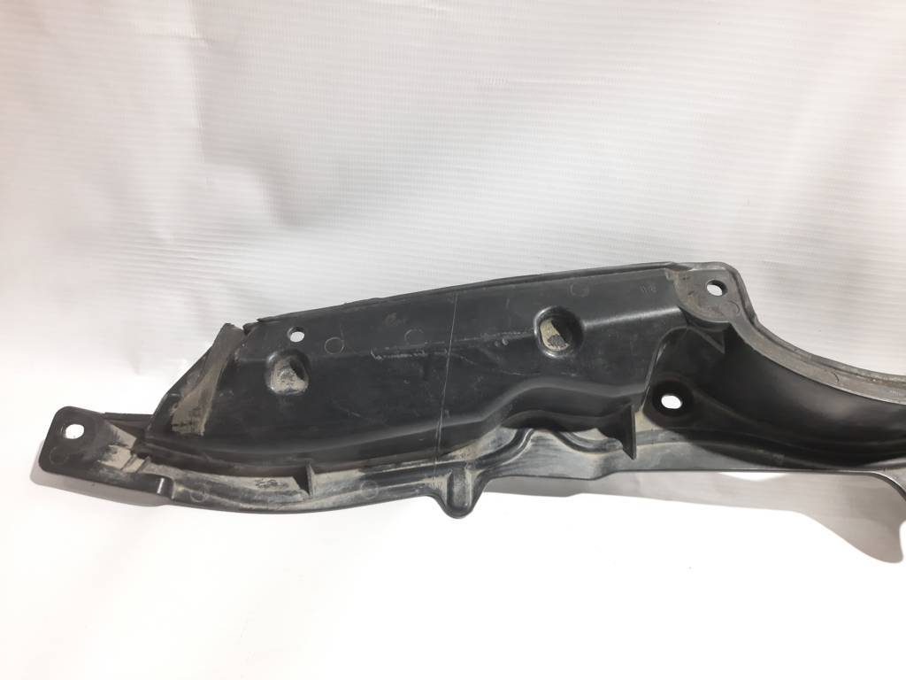 Dart Накладка центральной панели (дефлектор) Dodge Dart 2013-2019 68087530AC Dodge Dart 2