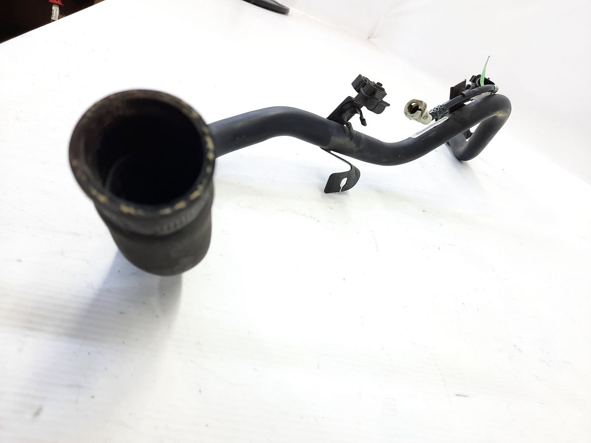 200 limited Заливна горловина Chrysler 200 Limited 2015-2017 68156260AC Chrysler 200 Limited 4