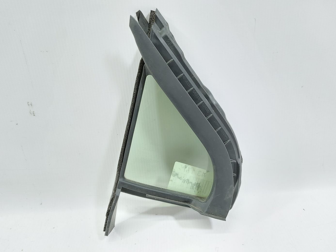 Prius Форточка двери передней левой Toyota Prius 2012-2019 6812652060 Toyota Prius 2