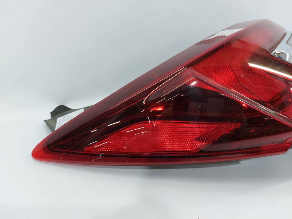 Regal Фонарь задний левый (брак) Buick Regal 2014-2017 39024206 Buick Regal 4