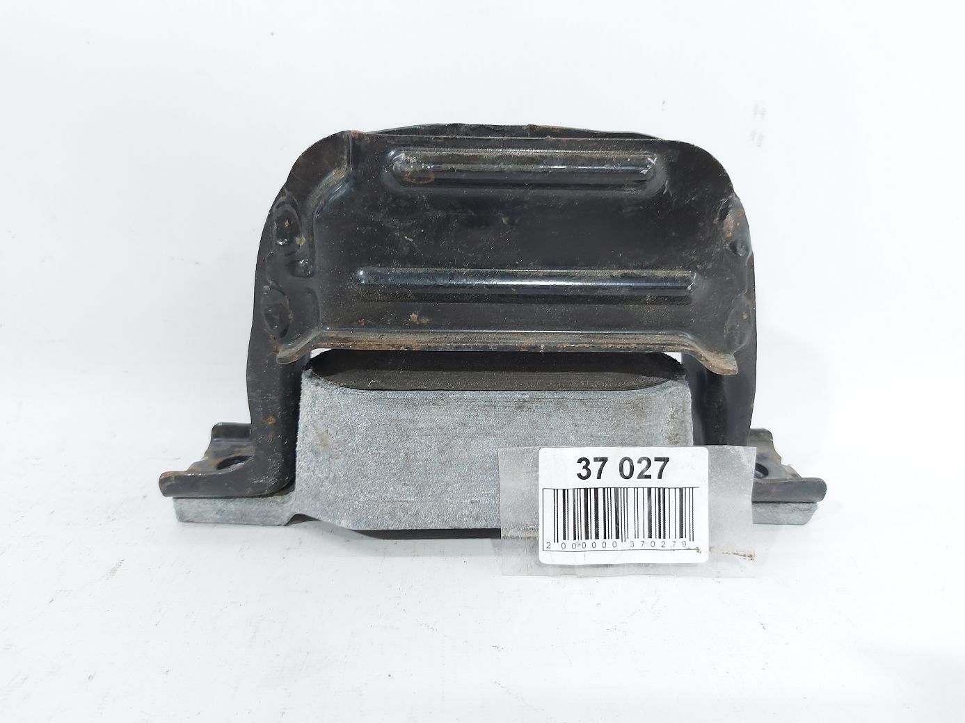 Equinox. Подушка двигуна передня Chevrolet Equinox 2010-2017 22774206 Chevrolet Equinox