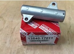 Натяжители ремня. Натяжитель ремня ГРМ TOYOTA 1354017011