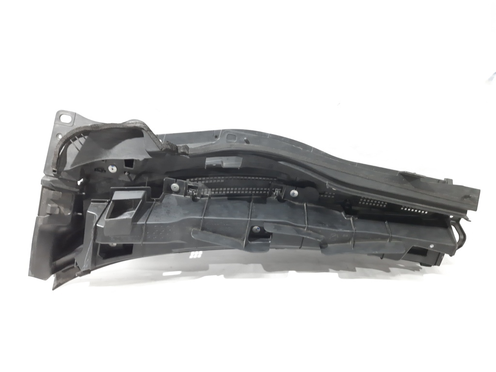 3 Воздуховод под лобовое стекло правый Mazda 3 2014-2018 BJS7507R0A Mazda 3 4