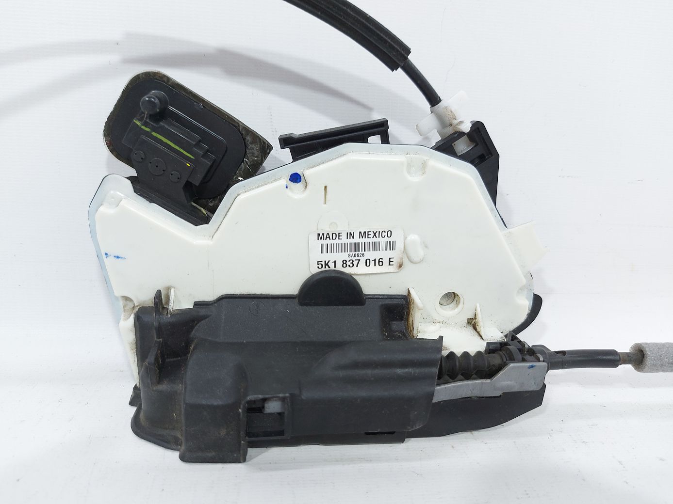 Passat s Замок дверей передньої правої Volkswagen Passat S 2012-2017 5K1837016J Volkswagen Passat S 3