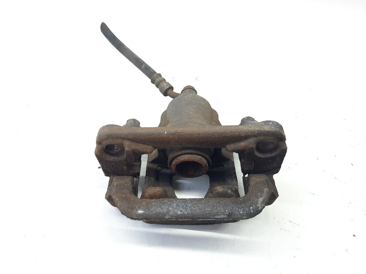 Altima Суппорт тормозной задний правый Nissan Altima 2013-2020 440016CA0D Nissan Altima 3