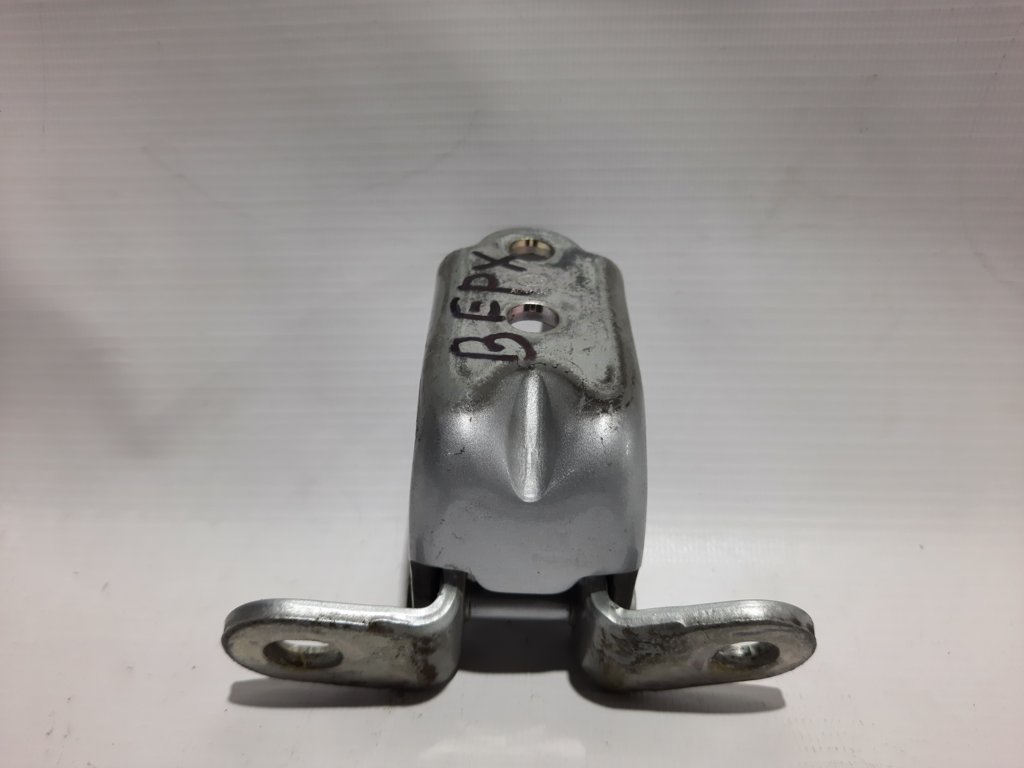 Sonata Петля дверей передньої правої низ/верх Hyundai Sonata 2005-2020 793202E000 Hyundai Sonata 10