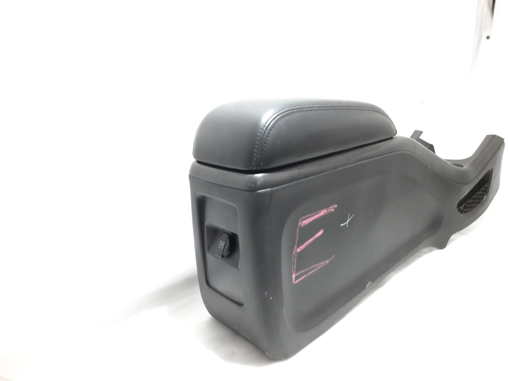 Journey Консоль центральна (без підлокітника) Dodge Journey 2012-2018 1VG31DX9AA Dodge Journey 6