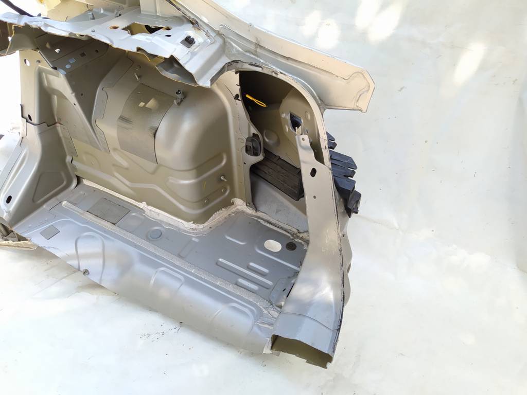 Dart Чверть задня права Dodge Dart 2013-2019 68158888AB Dodge Dart 16