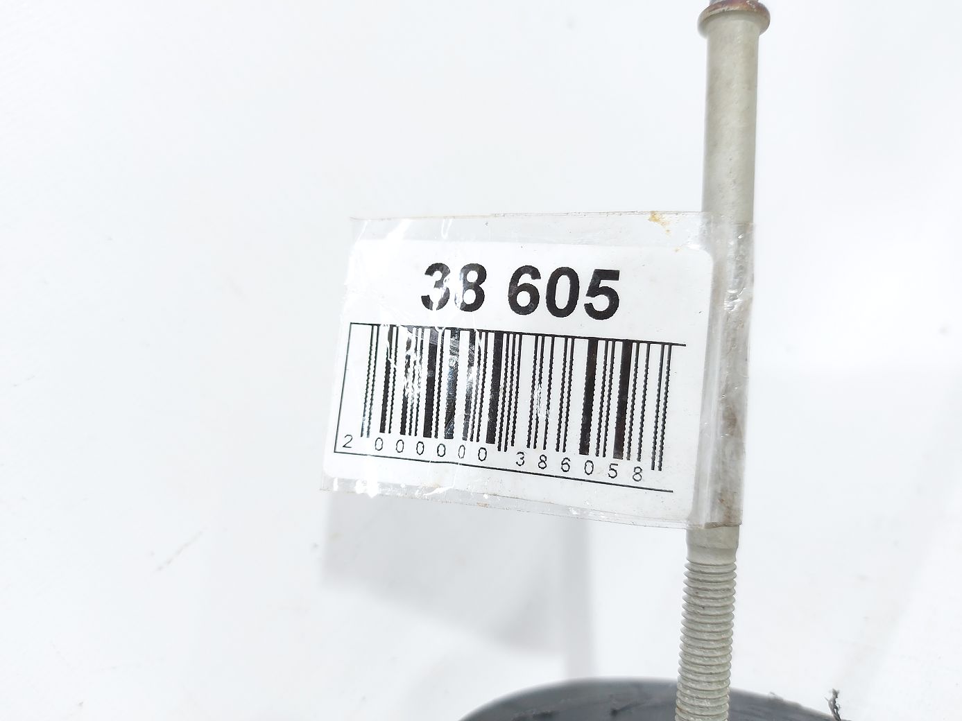 Malibu Болт кріплення запасного колеса Chevrolet Malibu 2016-2021 24255836 Chevrolet Malibu 3